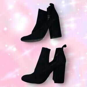 Black Steve Madden Naomi Boots